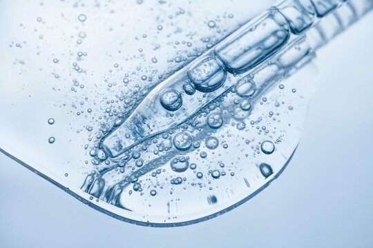 کم آبی پوست | دلایل اصلی کم آبی پوست (Dehydrated Skin) و راهکارهای درمانی سریع: روتین آبرسانی پوست